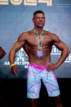 MEN'S PHYSIQUE-НОВИЧКИ